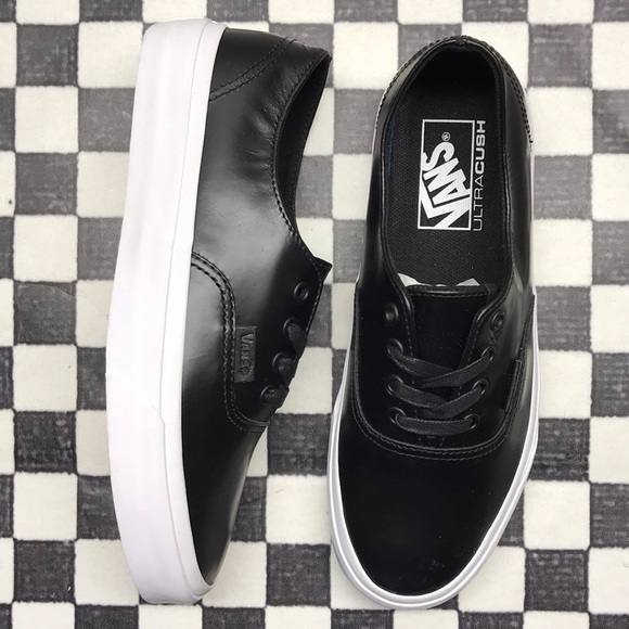 vans authentic decon black